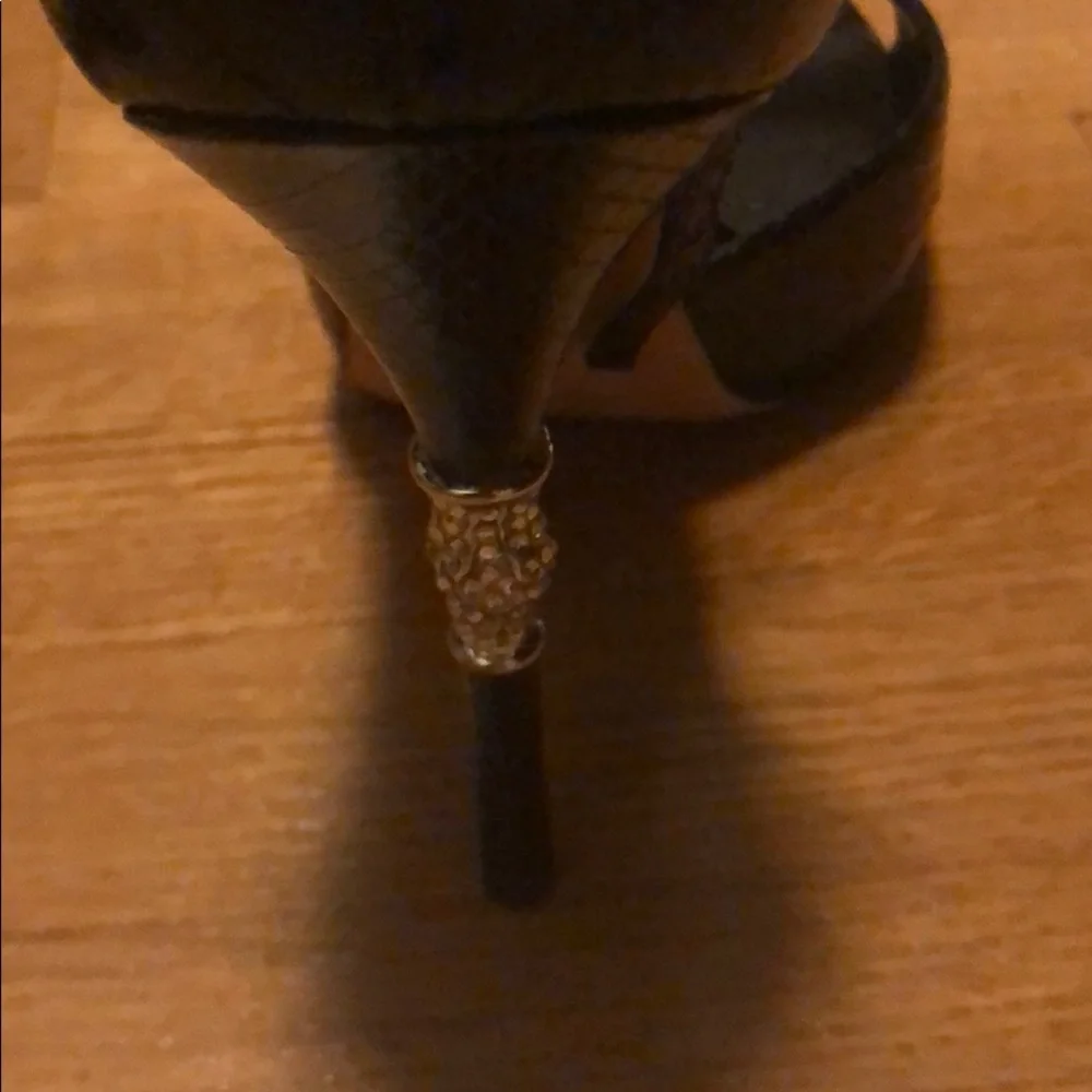 Gucci heels size 36.5 🩷host pick🩷 - Picture 7 of 16